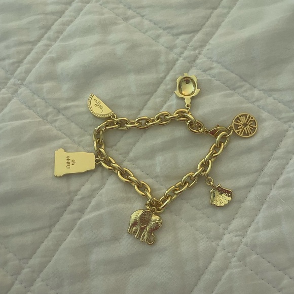 NWOT Lilly Pulitzer Gold Charm Bracelet - Picture 2 of 2